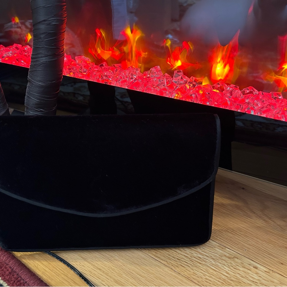 Valerie Stevens Black Velvet Clutch Wristlet (with shoulder opt)